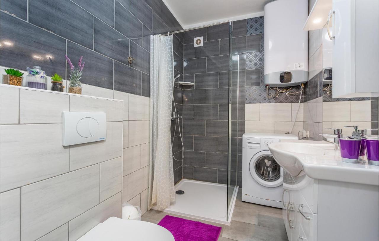 Beautiful Apartment In Stara Baska With Wifi Exteriér fotografie